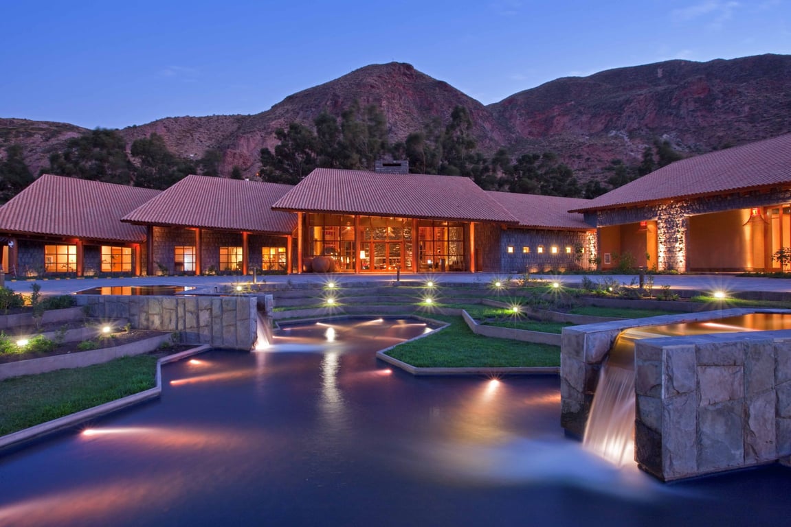 This Stunning Sacred Valley Hotel Hosts a Private Train Station That Will Take You Straight to Machu Picchu | Tambo del Inka lobby | Tambo del Inka lobby | Indoor-Pool Tambo del Inka | Hawa-Restaurant Tambo del Inka | Deluxe-Room_double-beds Tambo del Inka | Hotel Picnic Tambo del Inka | Terrace-Garden Tambo del Inka