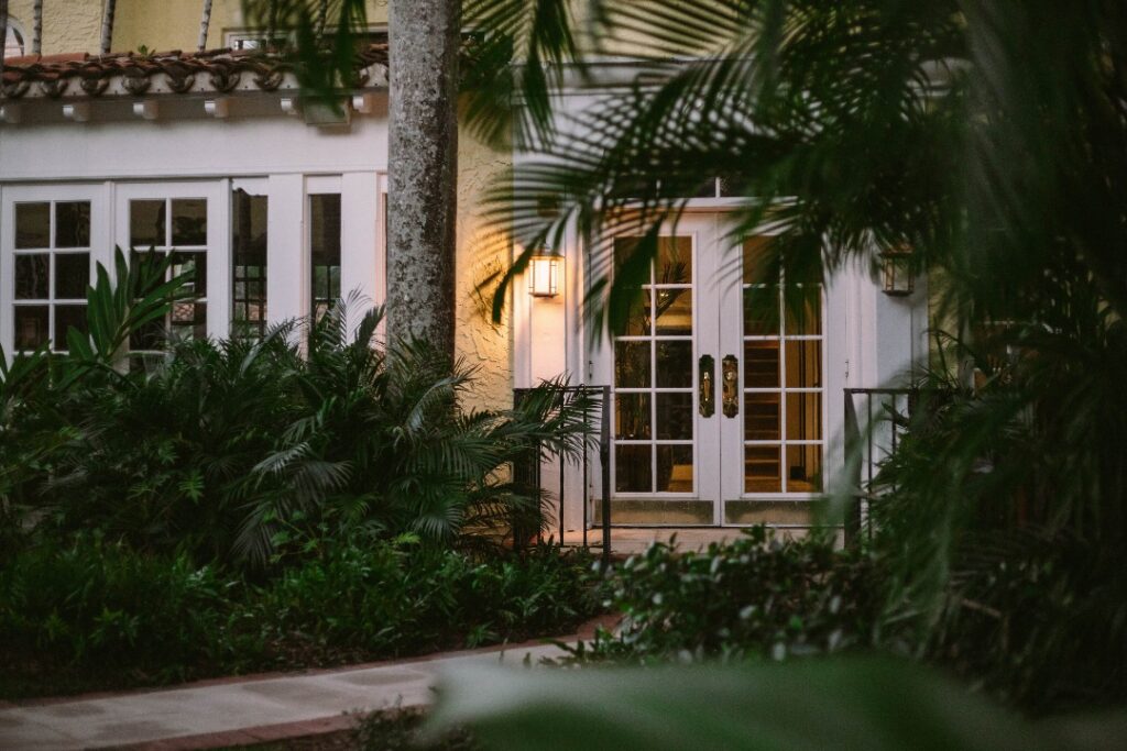 The Brazilian Court – Old Palm Beach Glamour with a Modern Pulse