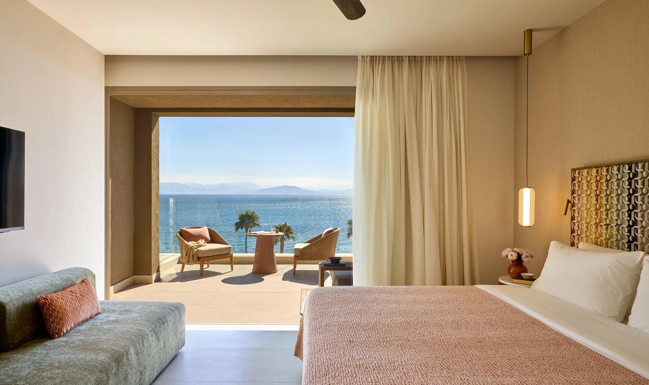 The Grand Test Hotel