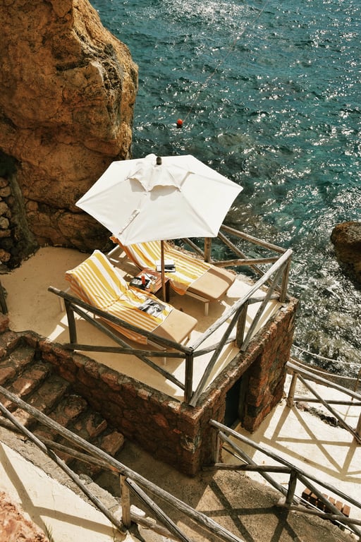 Hotel Il Pellicano Pool, by Slim Aarons