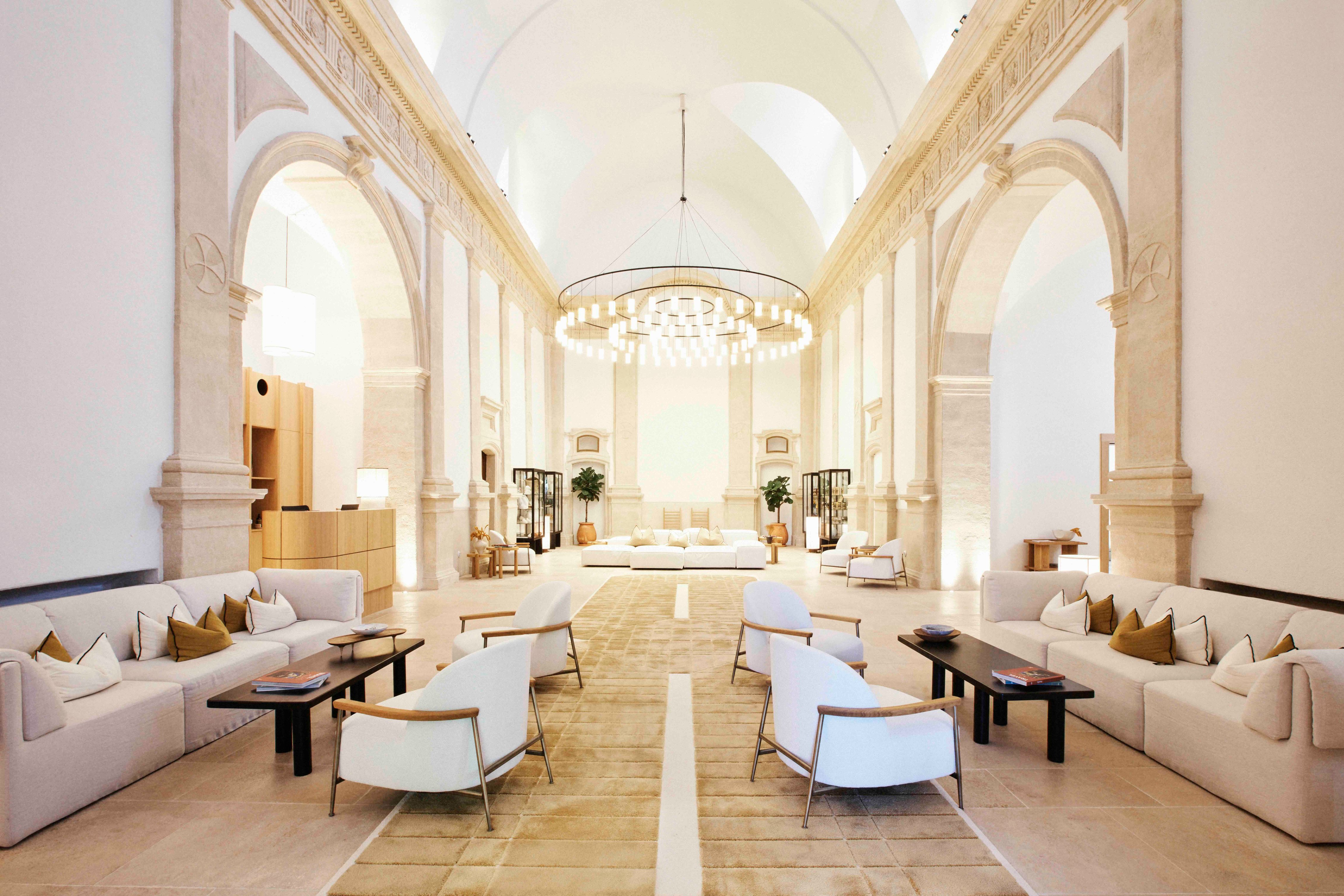 Le Couvent des Minimes – Step Inside Provence’s Most Beautifully Restored 17th-Century Convent Hotel & Spa, Le Couvent des Minimes