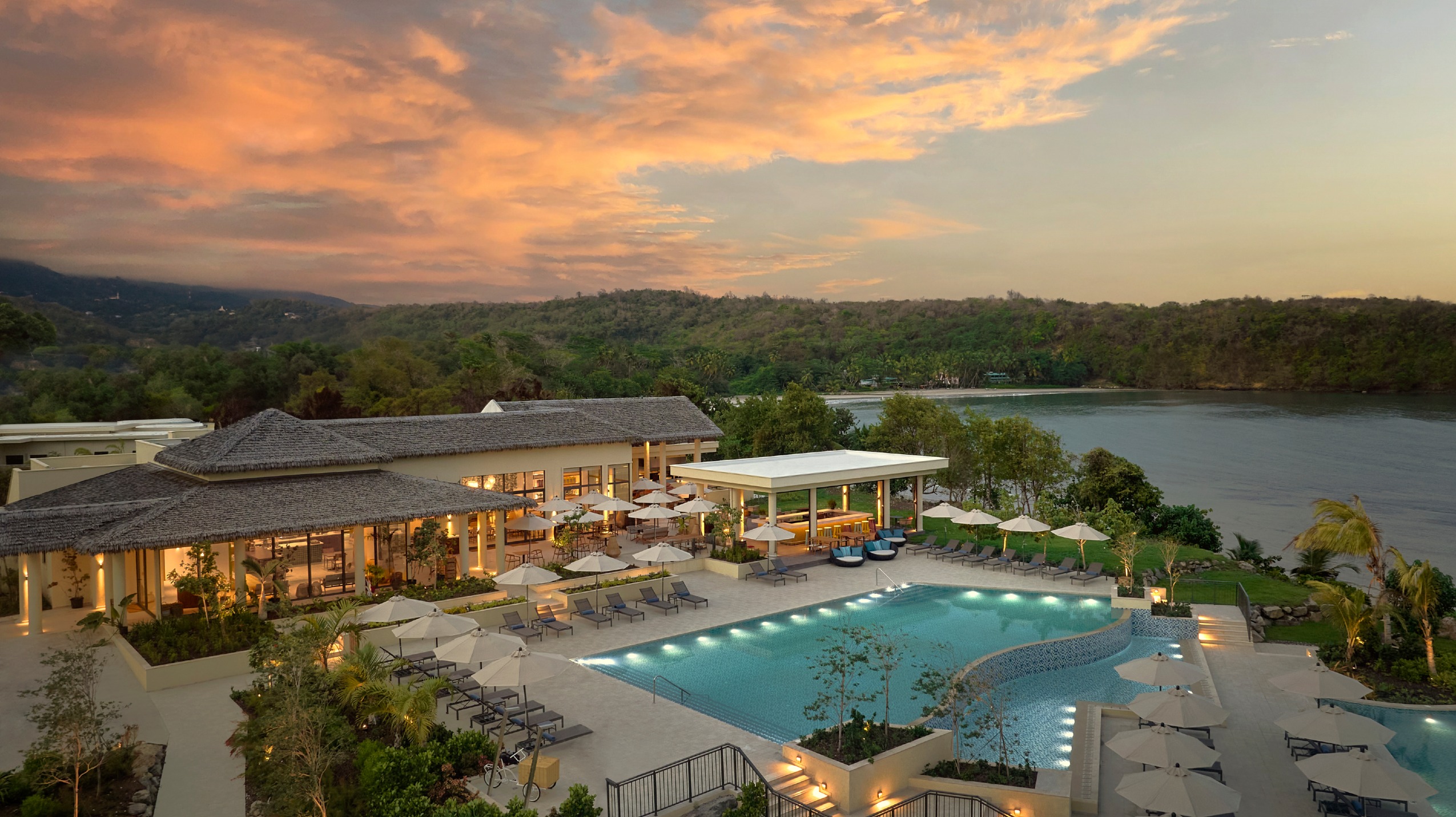 The New Six Senses La Sagesse Is a Paradise in Grenada | Six Senses La Sagesse suite dining room | Six Senses La Sagesse restaurant | Six Senses La Sagesse massage