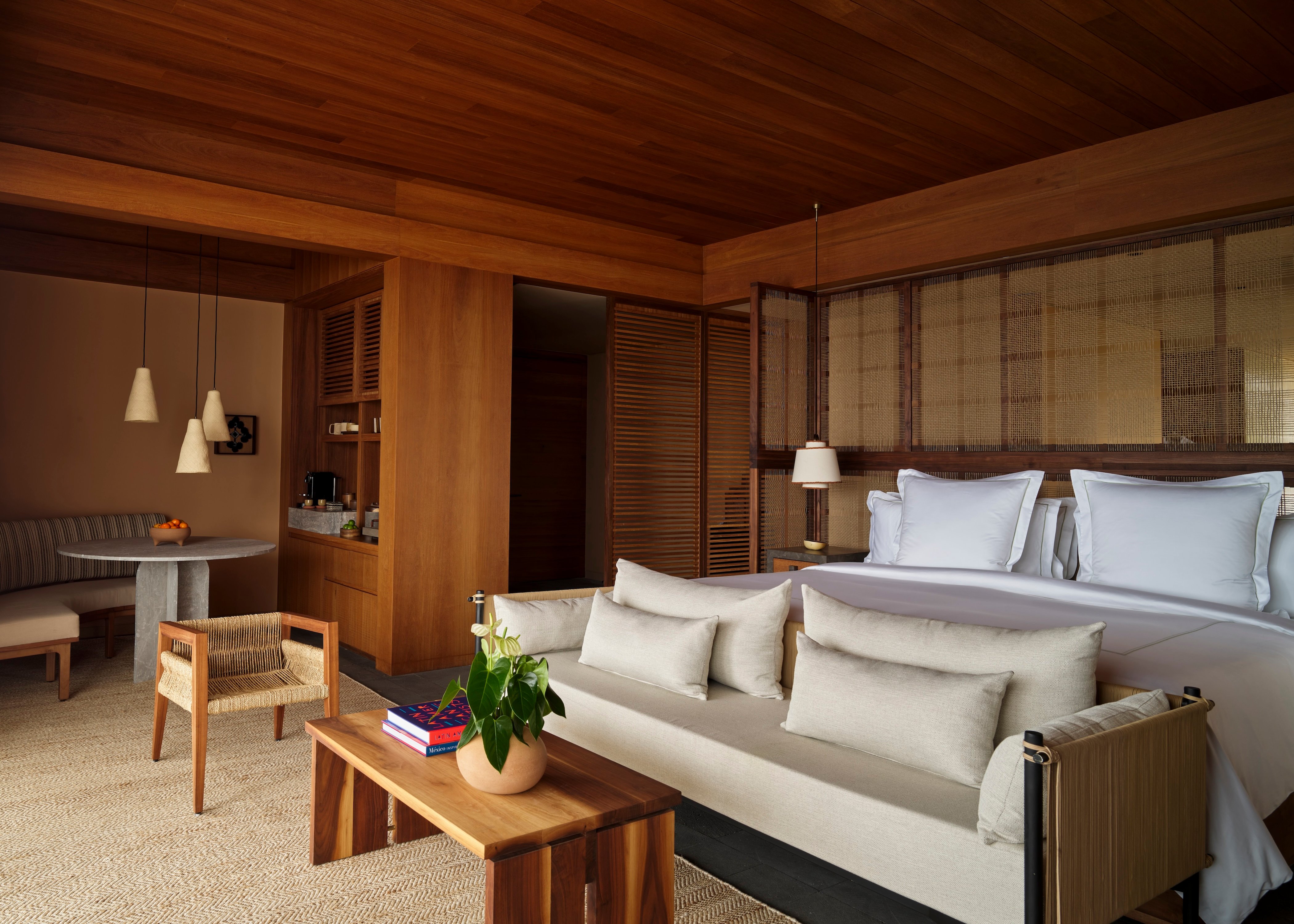 Suite from the Rosewood Mandarina