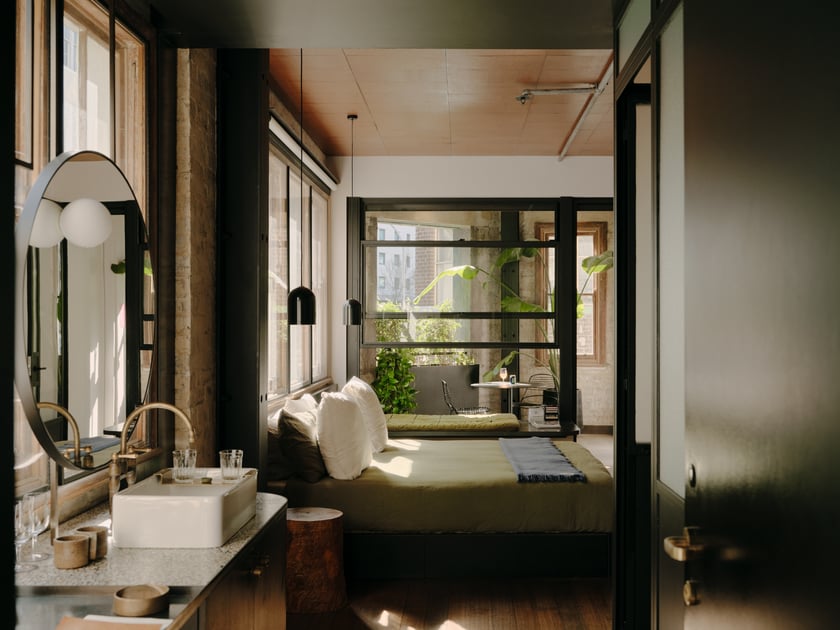 A Review of Sydney's Paramount House Hotel | Hotels Above Par