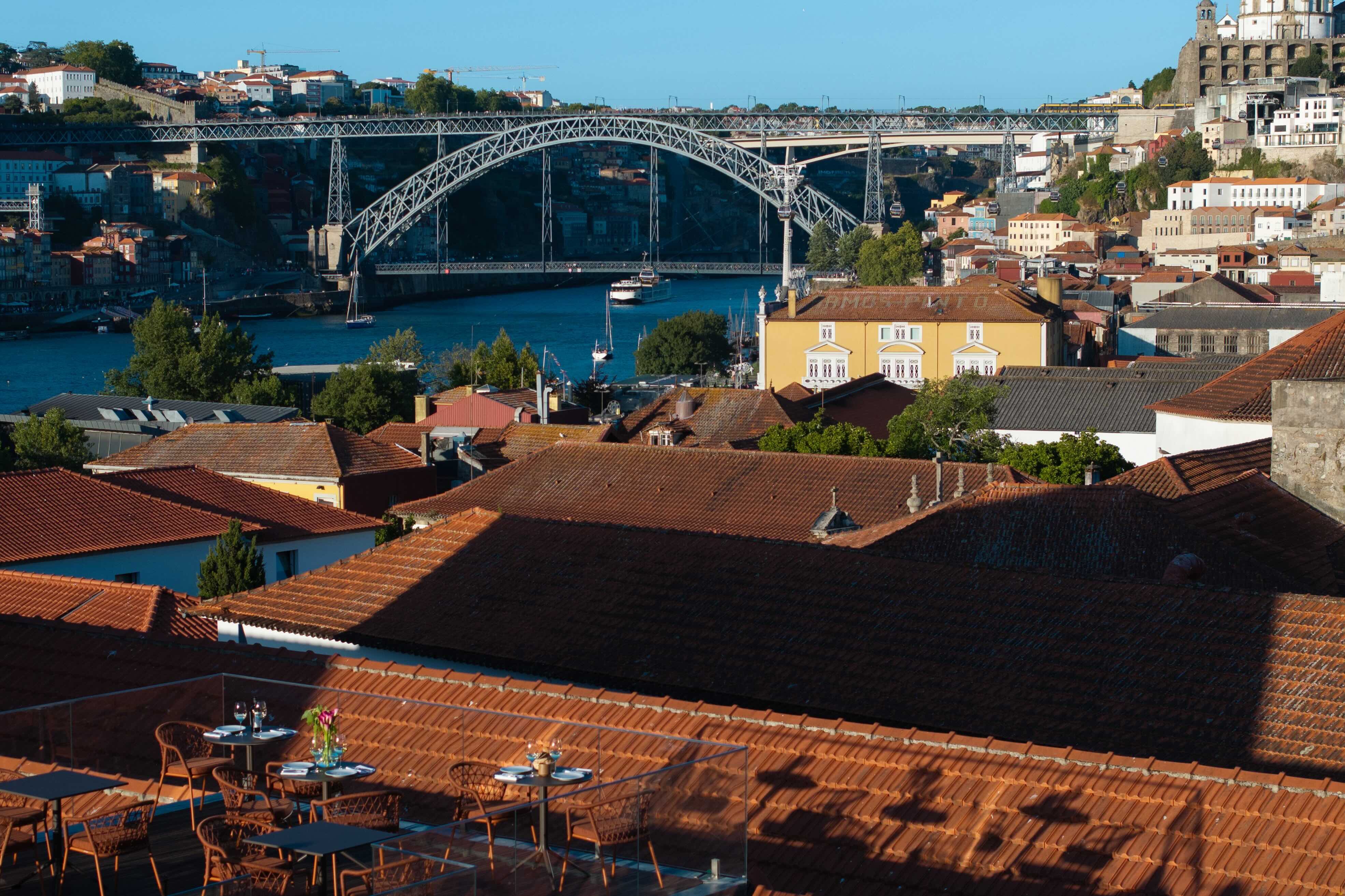 Forte de Gaia, Autograph Collection