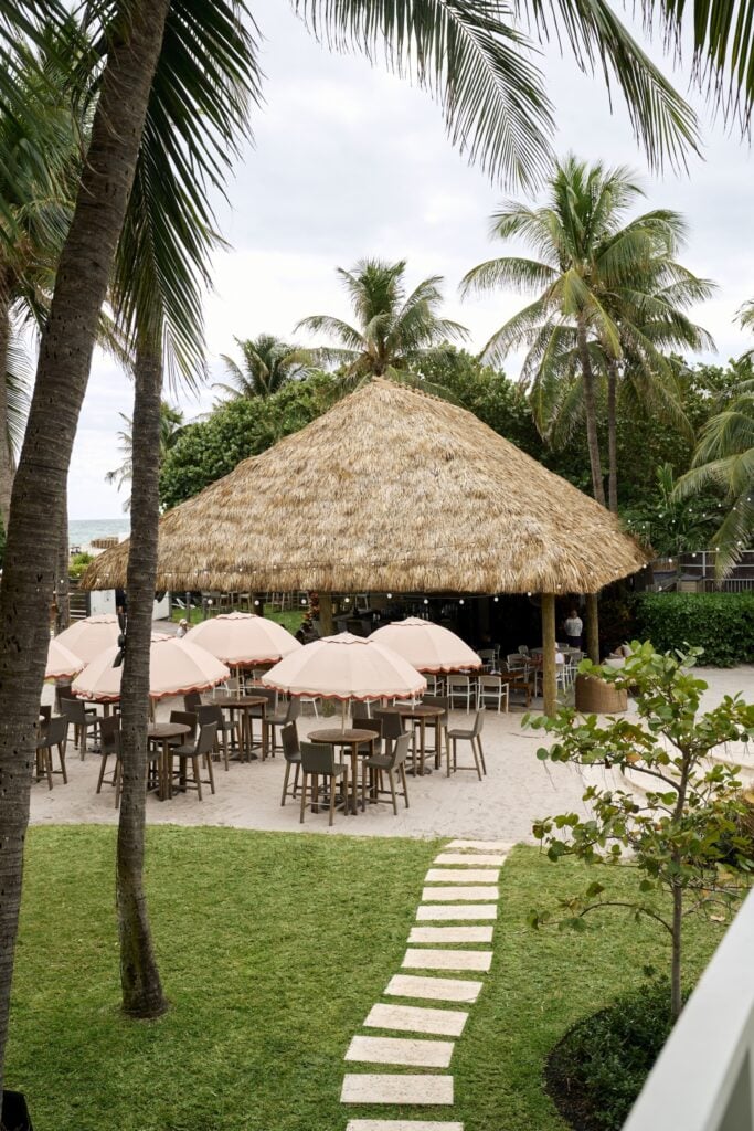 Kimpton Surfcomber Hotel – Miami Beach’s Kimpton Surfcomber Hotel Offers a Respite from the Rallying