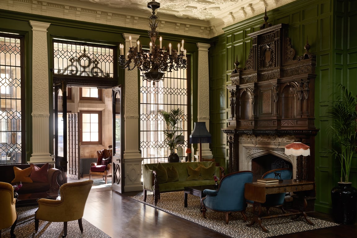 Dumbleton Hall: This Restored Cotswolds Manor Gets the English Country Break Just Right