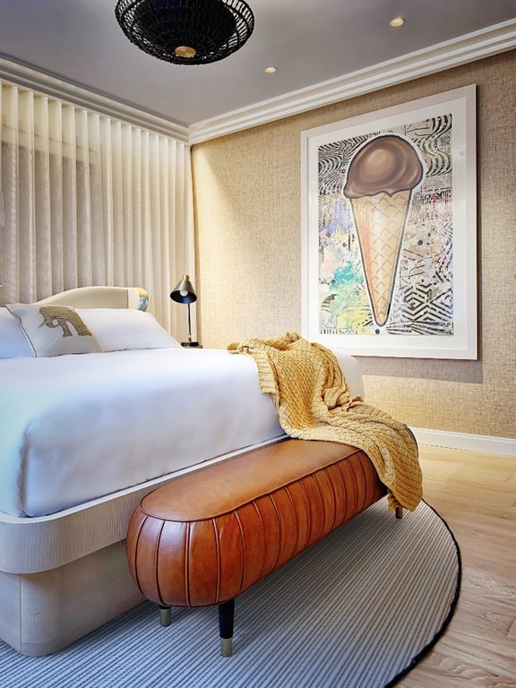 Find Elegance in Every Detail at This Luxurious Palm Beach Hideaway | White Elephant Palm Beach entrance | White Elephant Palm Beach seating | White Elephant Palm Beach living room | White Elephant Palm Beach bedroom | Lola 41 Palm Beach