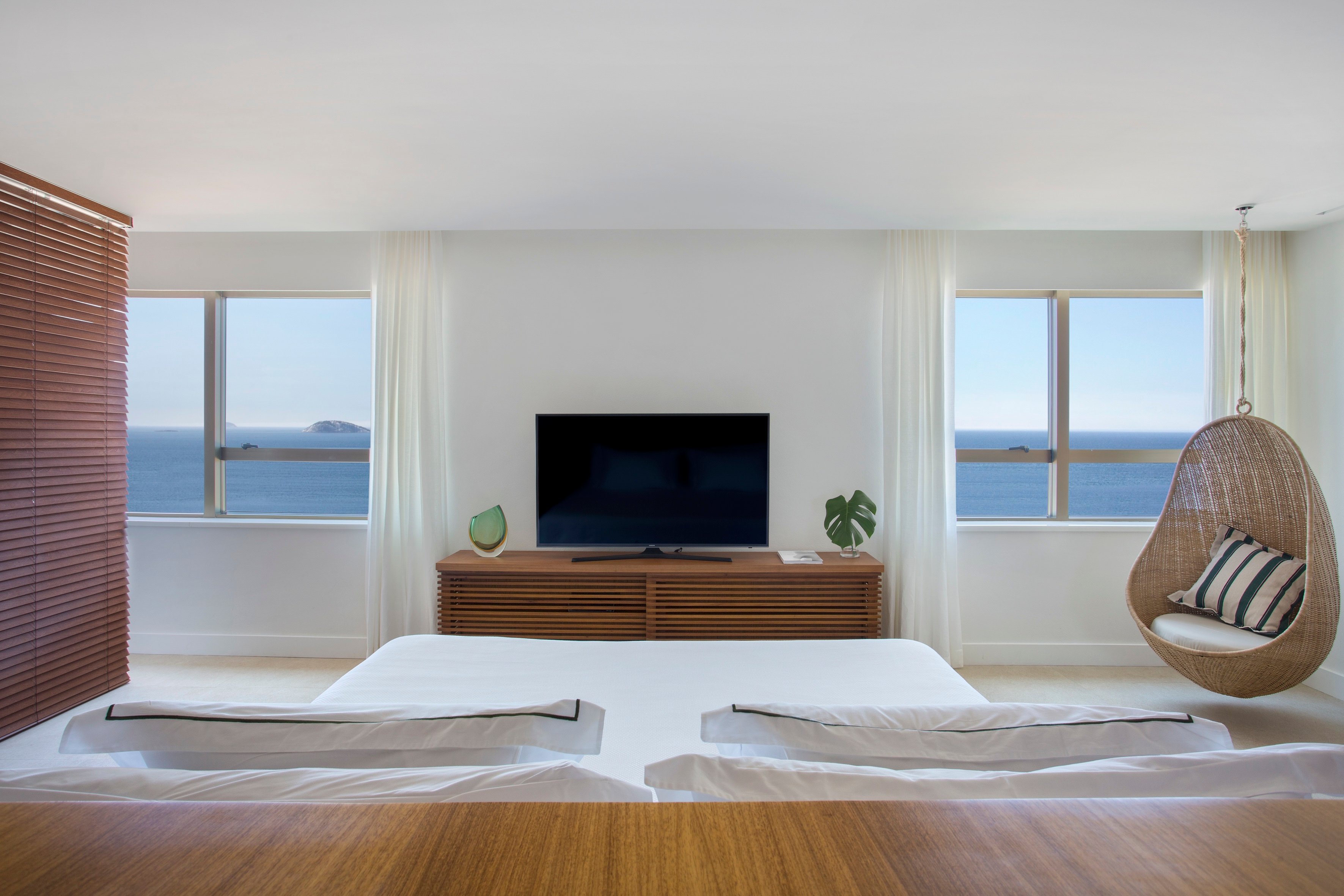 Janeiro Hotel - Sleek Simplicity & Steps from the Sand: Janeiro Hotel Is the Epitome of Rio Cool