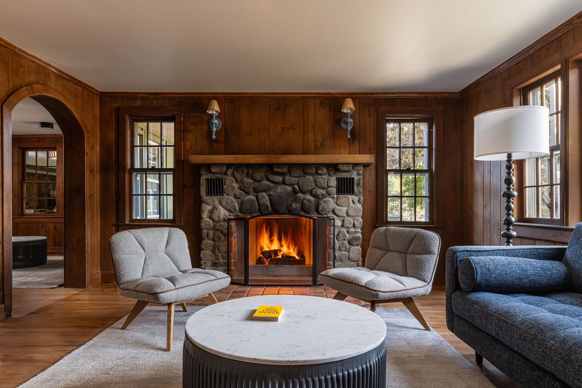 Hemlock Neversink Hote