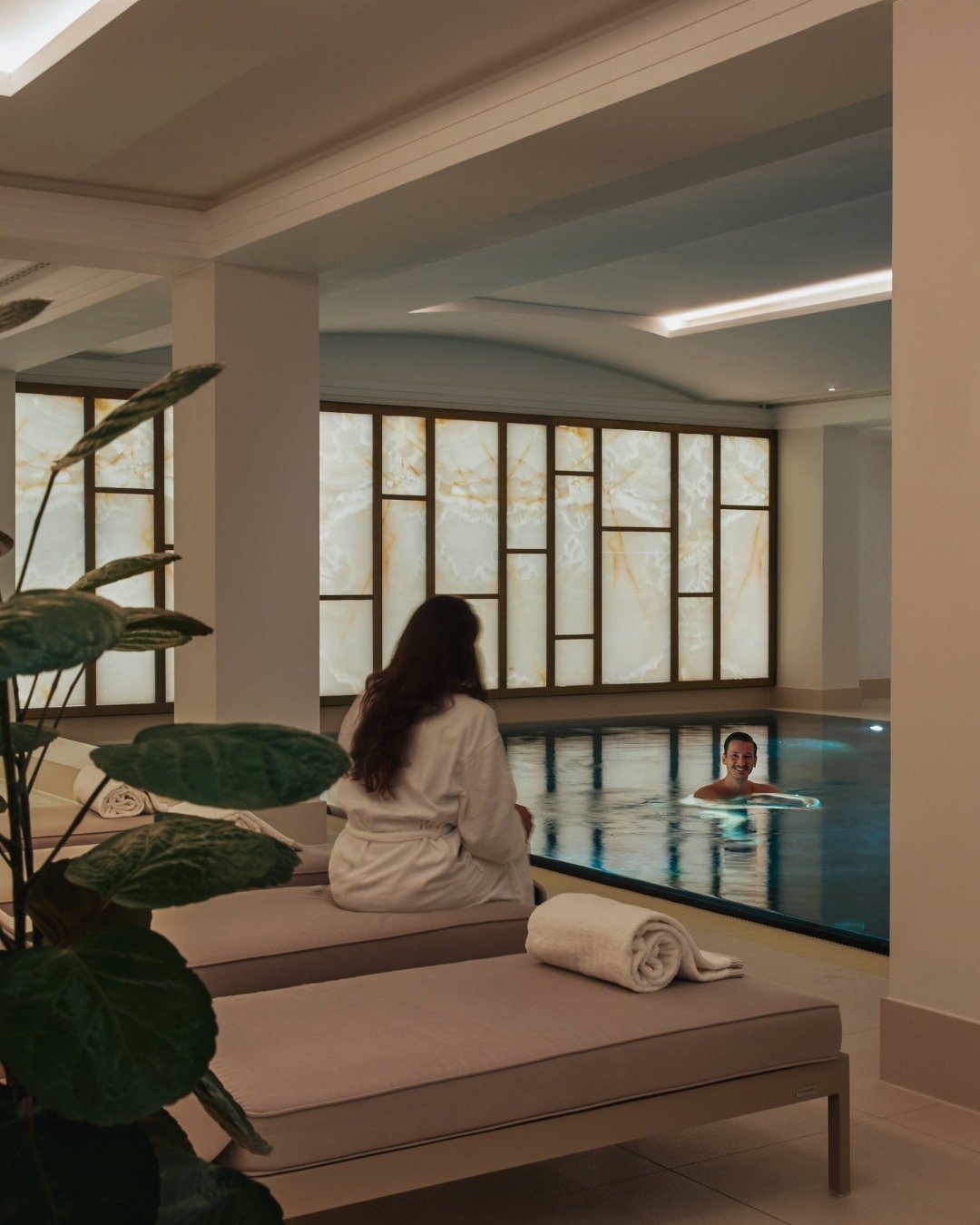 Hotels Above Par image