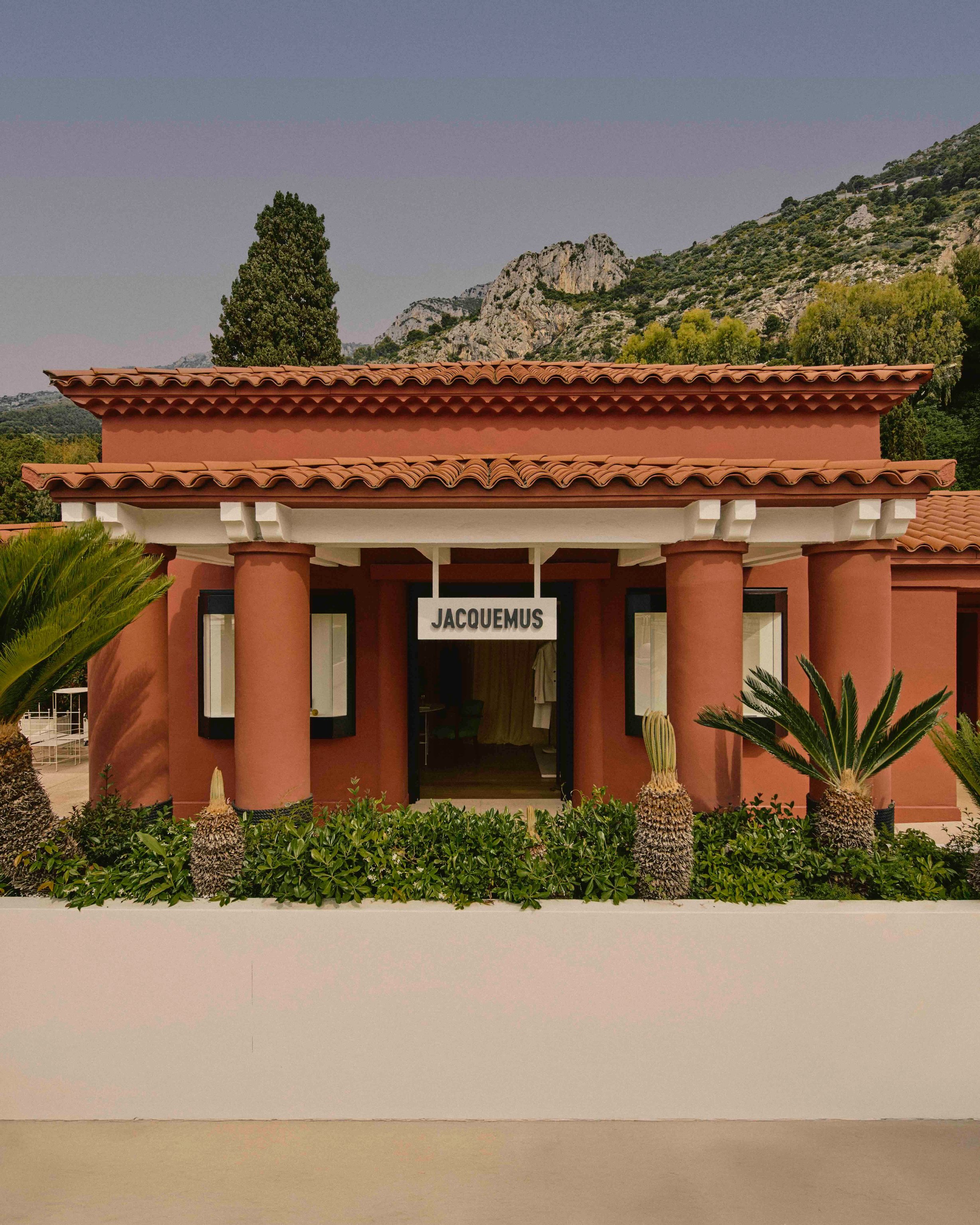 Monte-Carlo Beach Hotel – A Stay at Monte-Carlo Beach Offers Superlative French Riviera Elegance—and This Summer, Chic Fashion Label Jacquemus Joins the Mix