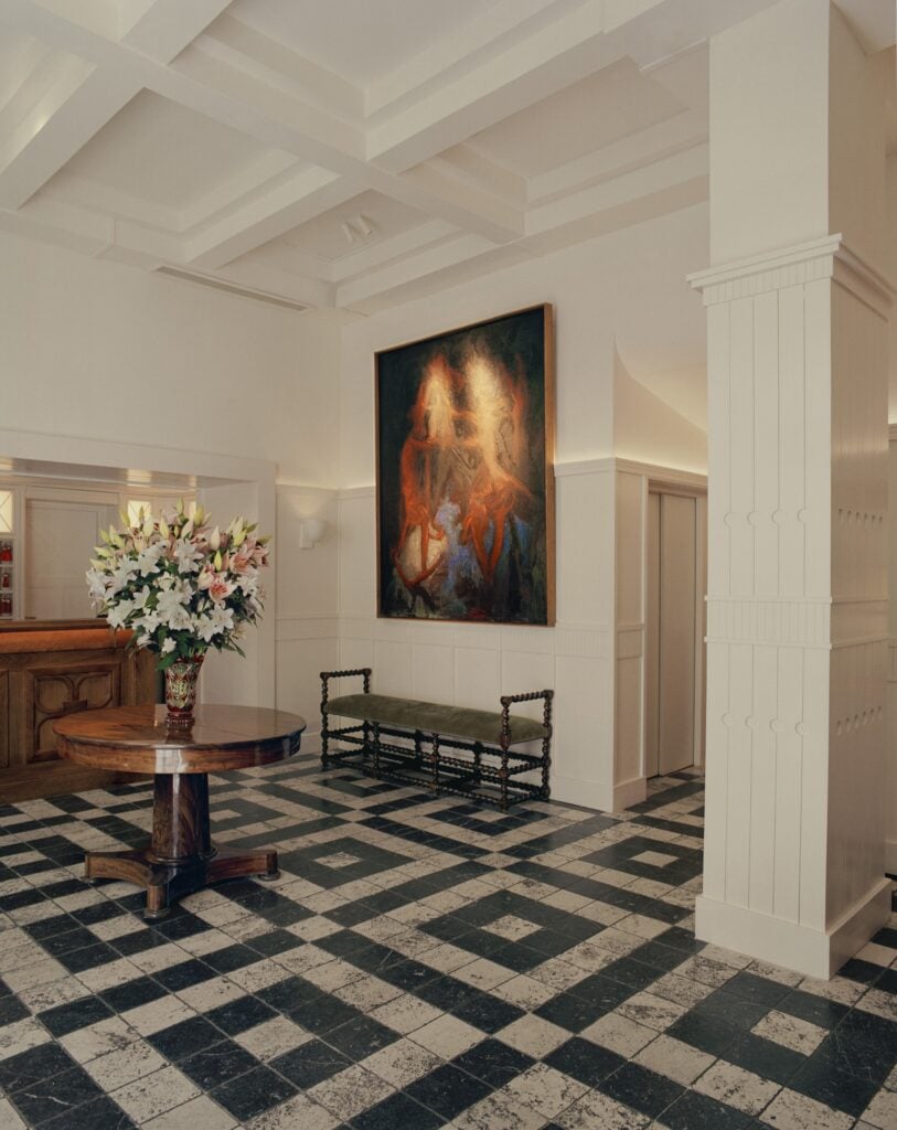 Chateau Voltaire – Chateau Voltaire Is a Chic Parisian Stay That’s All Style, No Cliché