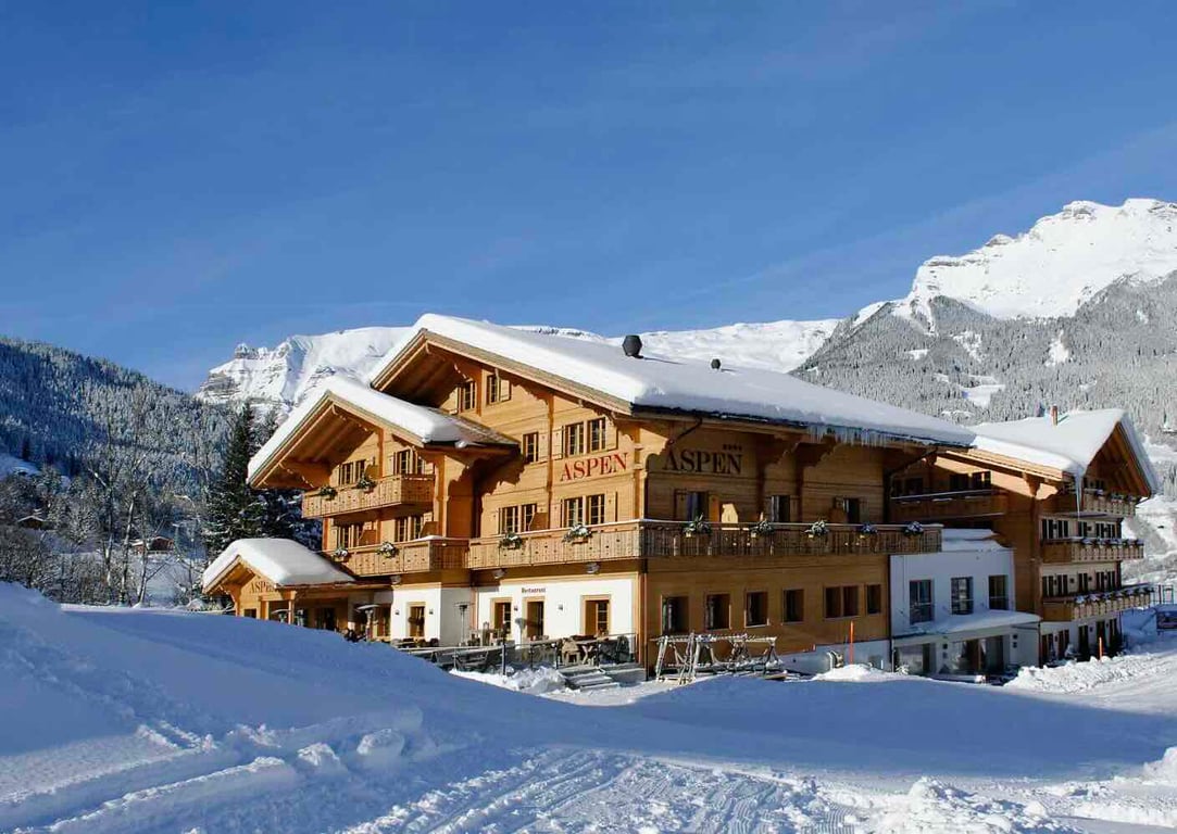 Exterior in the winter of Hotel Aspen Grindelwald