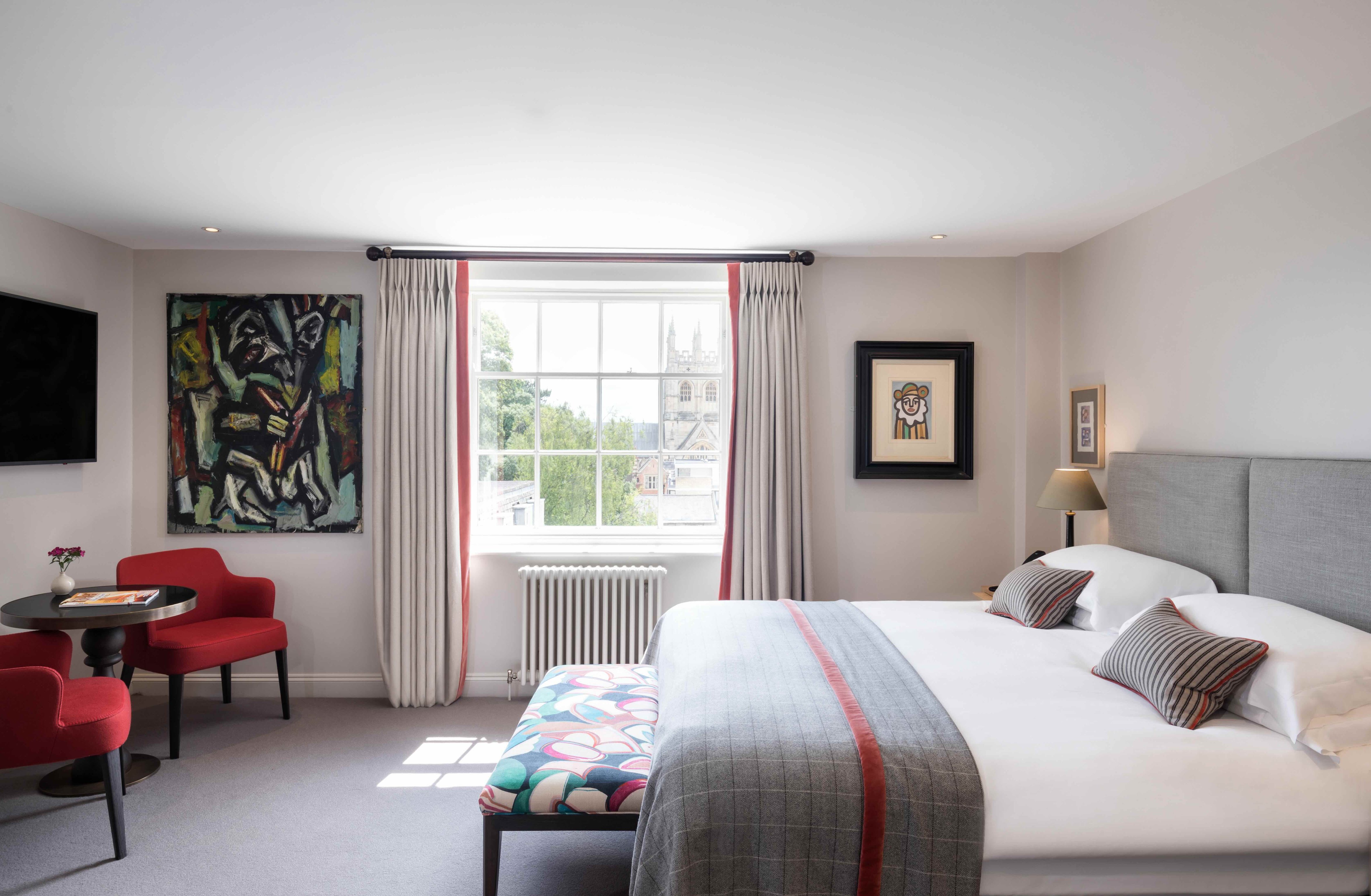 Old Bank Hotel – An Old Bank Turns Currency into A Central Oxford Boutique Stay