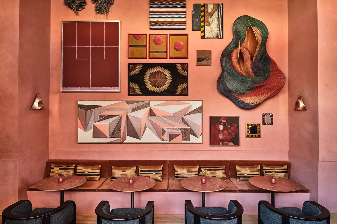 A New Cocktail Bar & Lounge Completes This Historic Downtown L.A. Hotel’s Dynamic Dining Trifecta | Dahlia cocktail bar & lounge seating | Dahlia cocktail bar & lounge drinks | Dahlia cocktail bar & lounge dessert | Dahlia cocktail bar & lounge cuisine | Dahlia cocktail bar & lounge signature cocktail | Dahlia cocktail bar & lounge seating