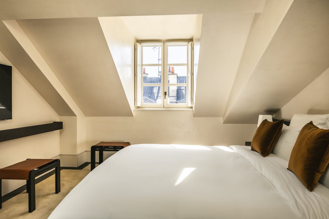 Parisian Apartment Living Meets Five-Star Boutique Service at Mondovi Luxury Suites