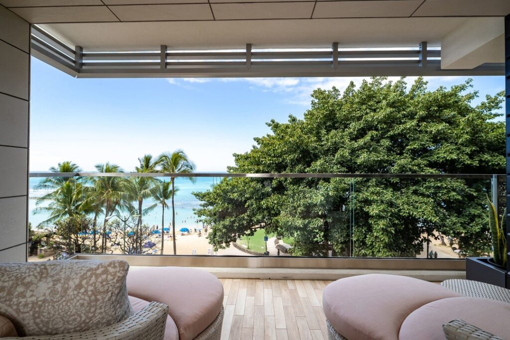ESPACIO, the Jewel of Waikiki – This Nine-Suite Hotel Facing the Beach in Waikiki Epitomizes Soft-Spoken Luxury