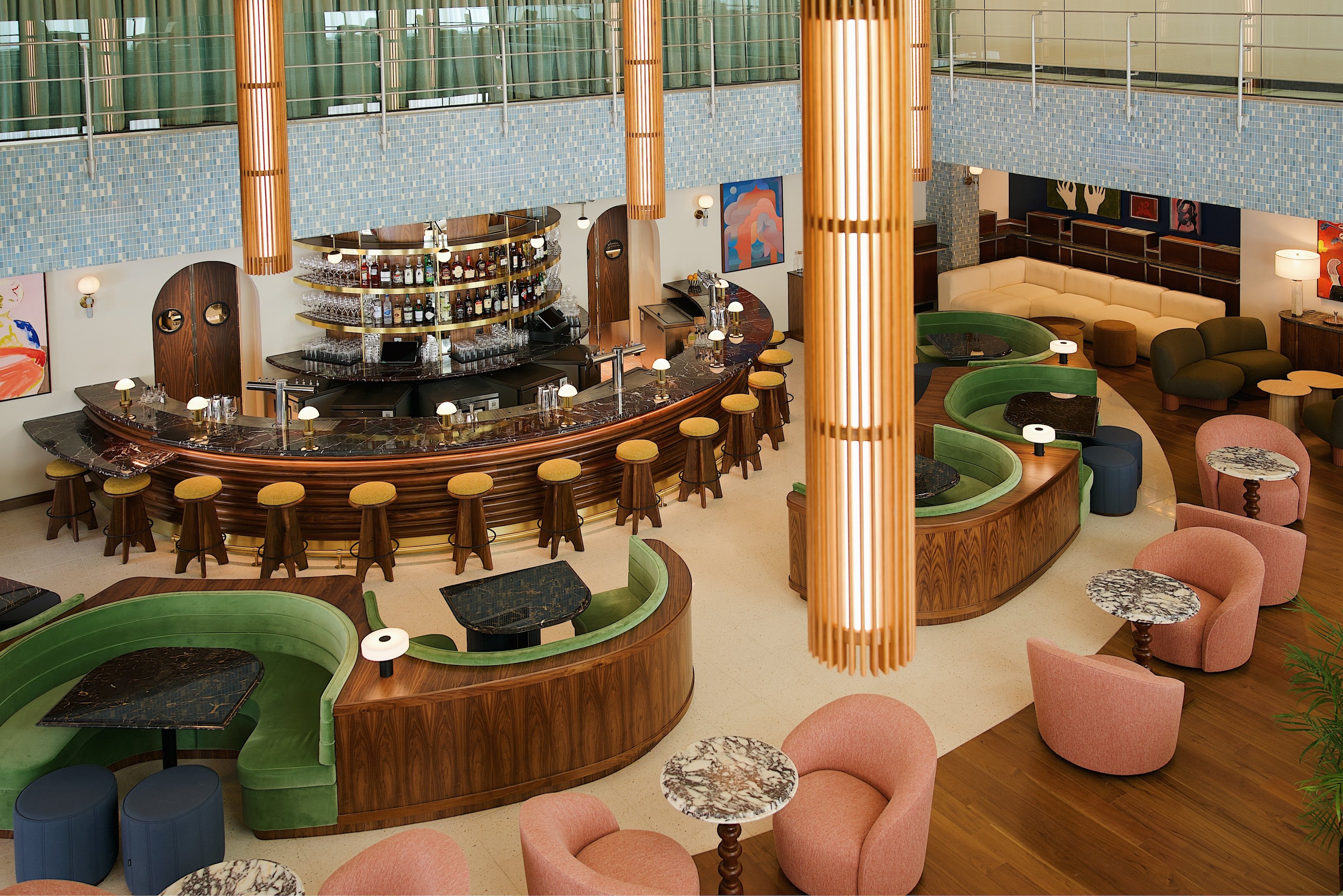 Bar and Lobby of Municipal Grand