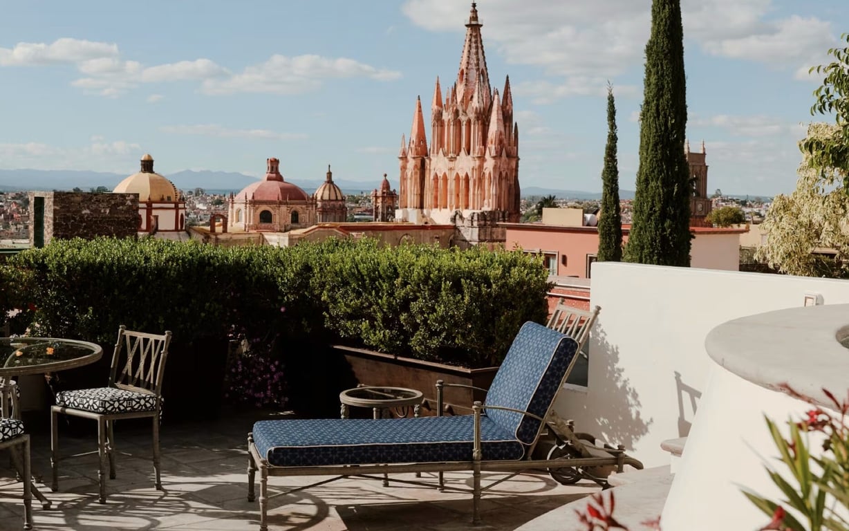 Stay in the Heart of Mexico’s Most Enchanting City at the Luxurious Casa de Sierra Nevada