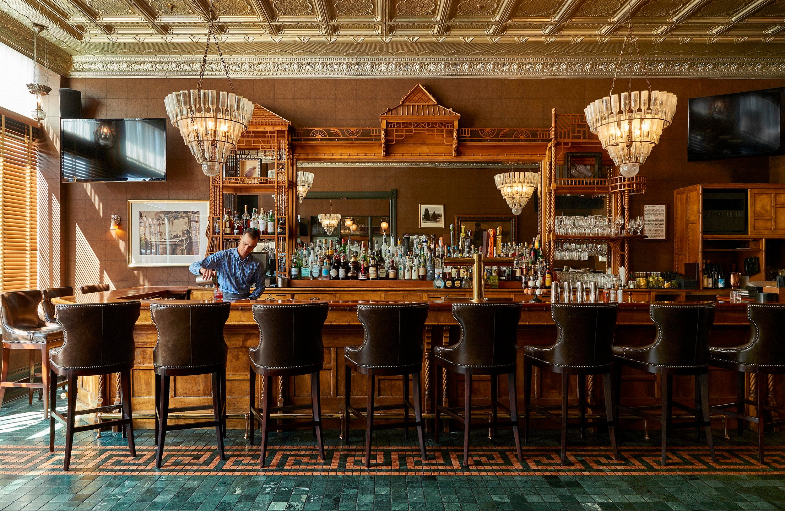Hotel Jerome, Auberge Resorts – Landmarked Luxury Awaits at Hotel Jerome in Aspen
