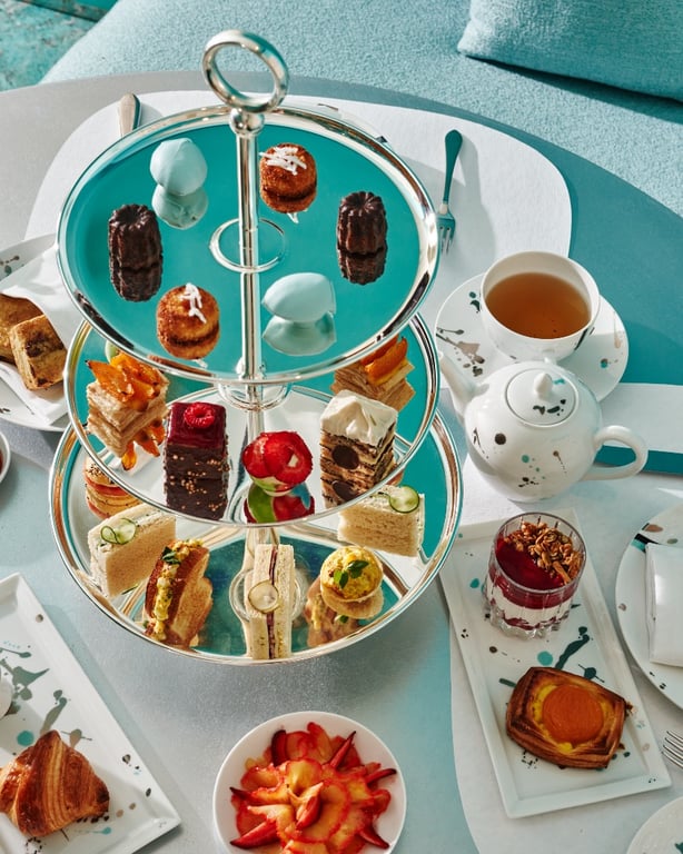Blue Box Café tiered desserts | Blue Box Café seating | Blue Box Café tea | Blue Box Café Holly's Favorites | Blue Box Café Breakfast at Tiffany's | Blue Box Café Tea at Tiffany's | The Blue Box Café in New York City Is a Breakfast at Tiffany’s Dream