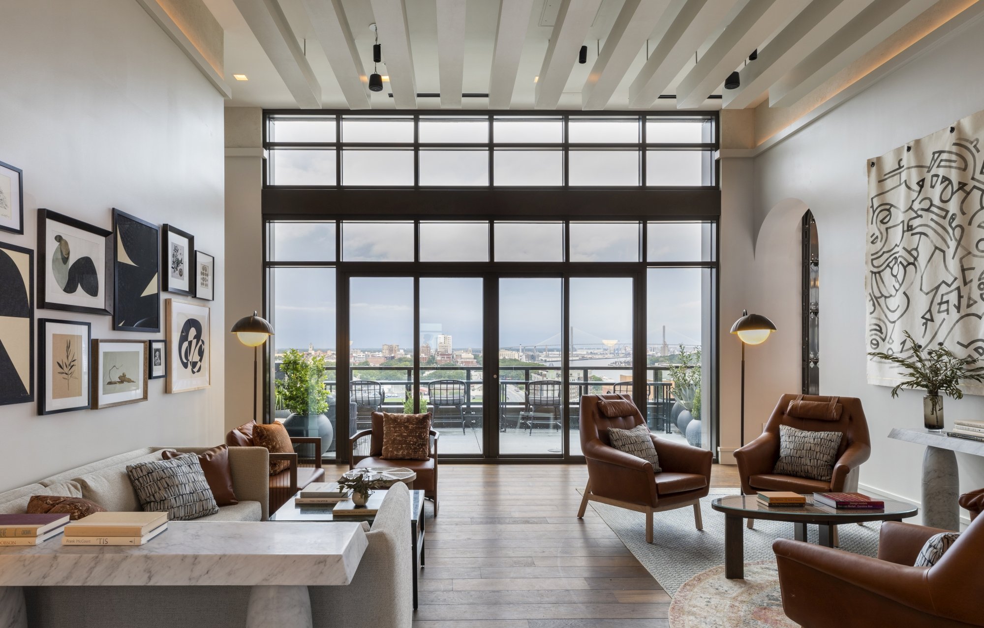 Thompson Savannah - Southern Sophistication Is Redefined at This Riverside Savannah Retreat
