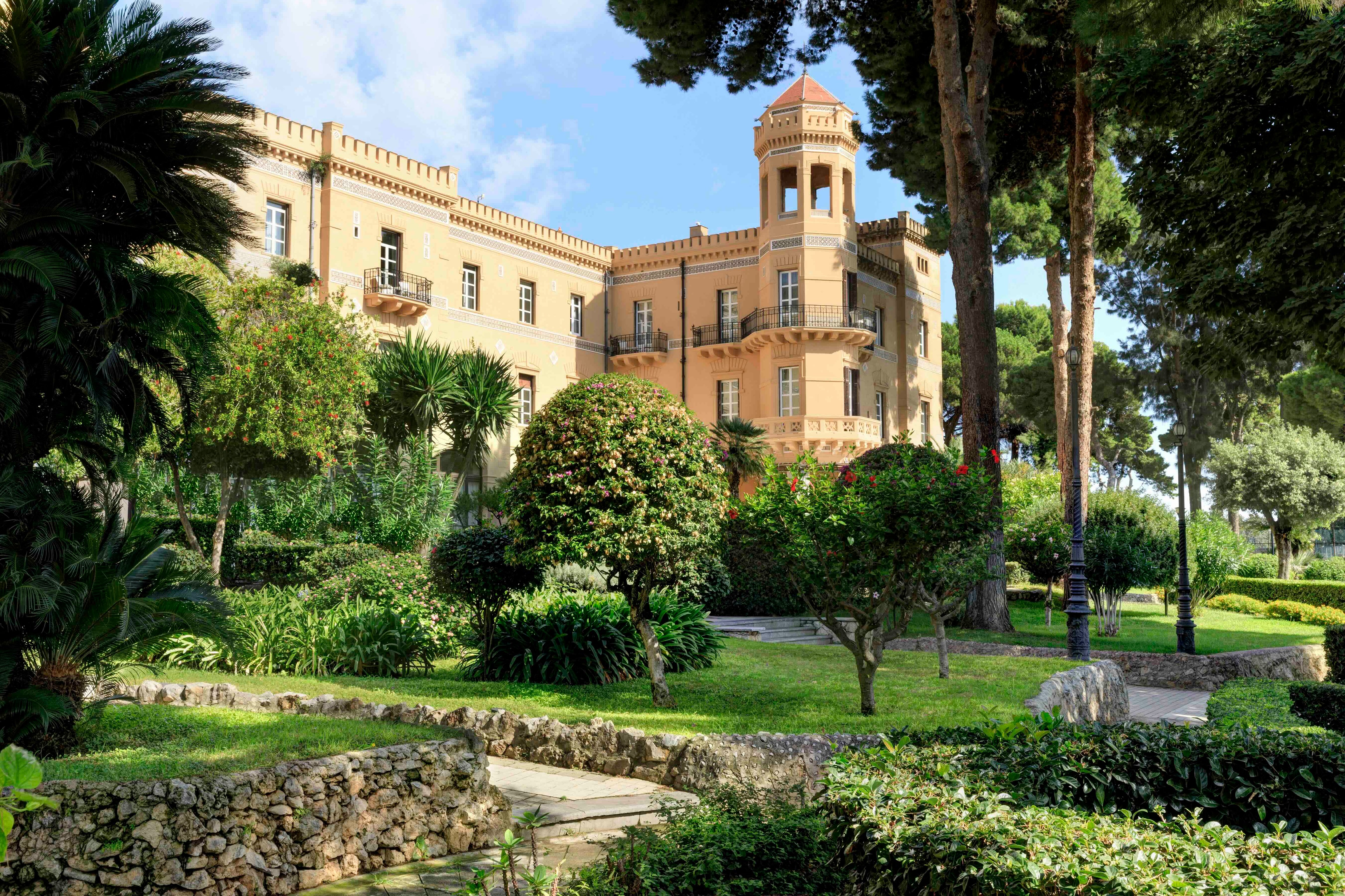 Villa Igiea – Palermo’s Grand Dame is a Sophisticated Seaside Retreat With a Storied Past