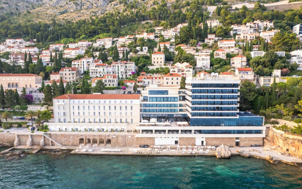 Hotel Excelsior Dubrovnik – This Cliffside Dubrovnik Hotel Will Make You Feel Like ‘Game of Thrones’ Royalty