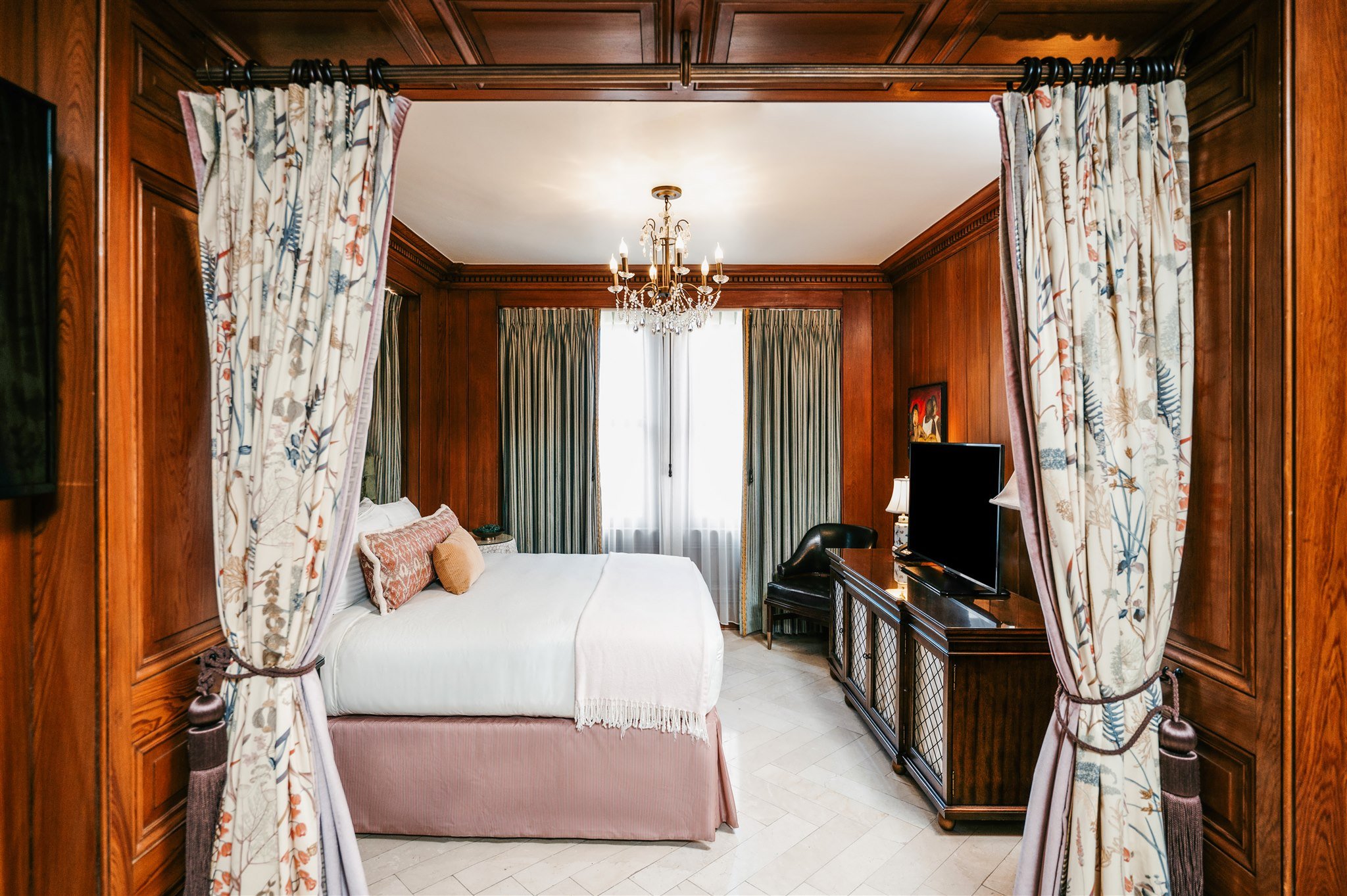The Pontchartrain Hotel - This Boutique Hotel Has Some of The Most Spacious Suites in New Orleans