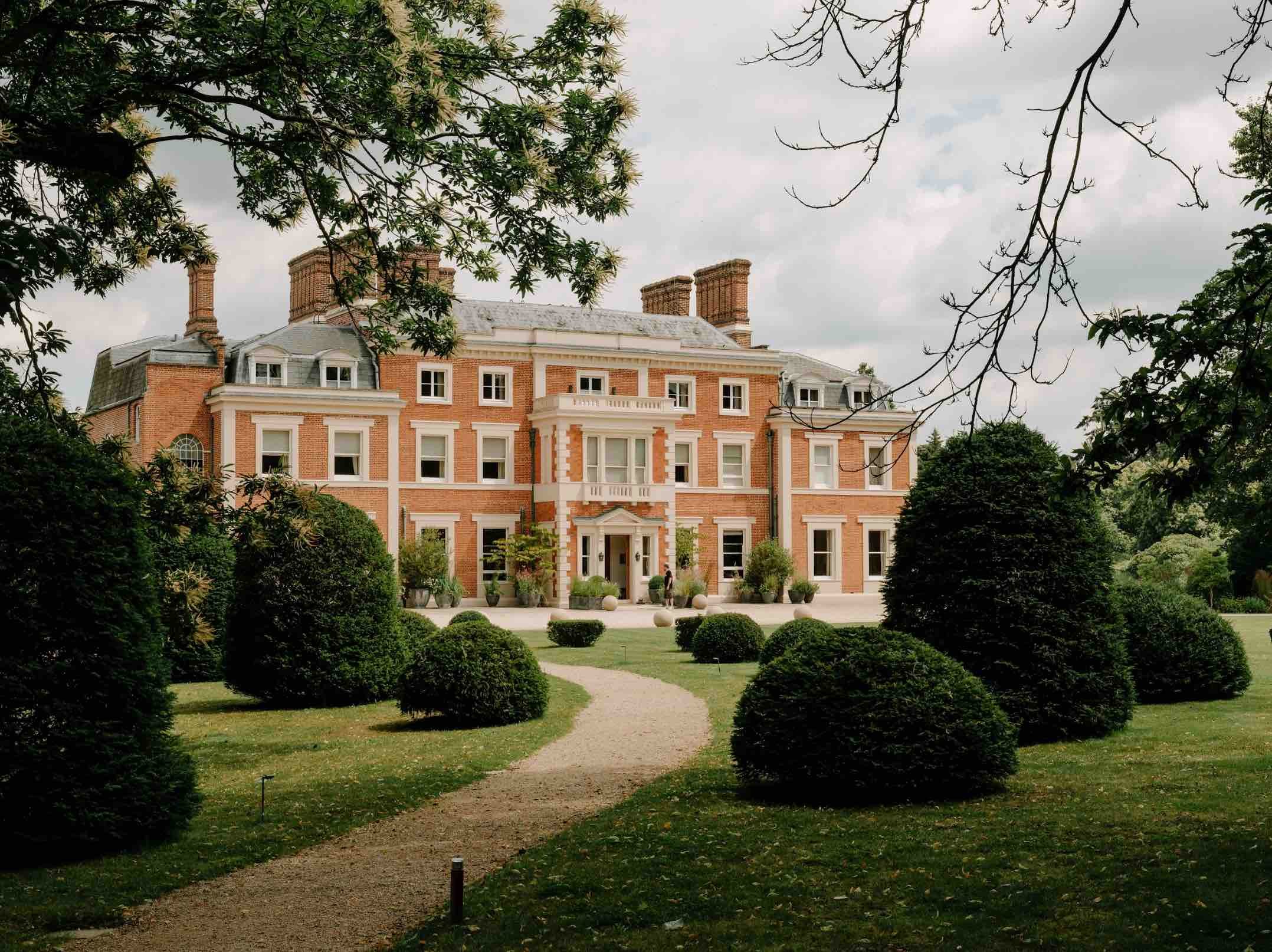 Heckfield Place – Heckfield Place Is a Modern Twist on the Classic English Country House in Hampshire