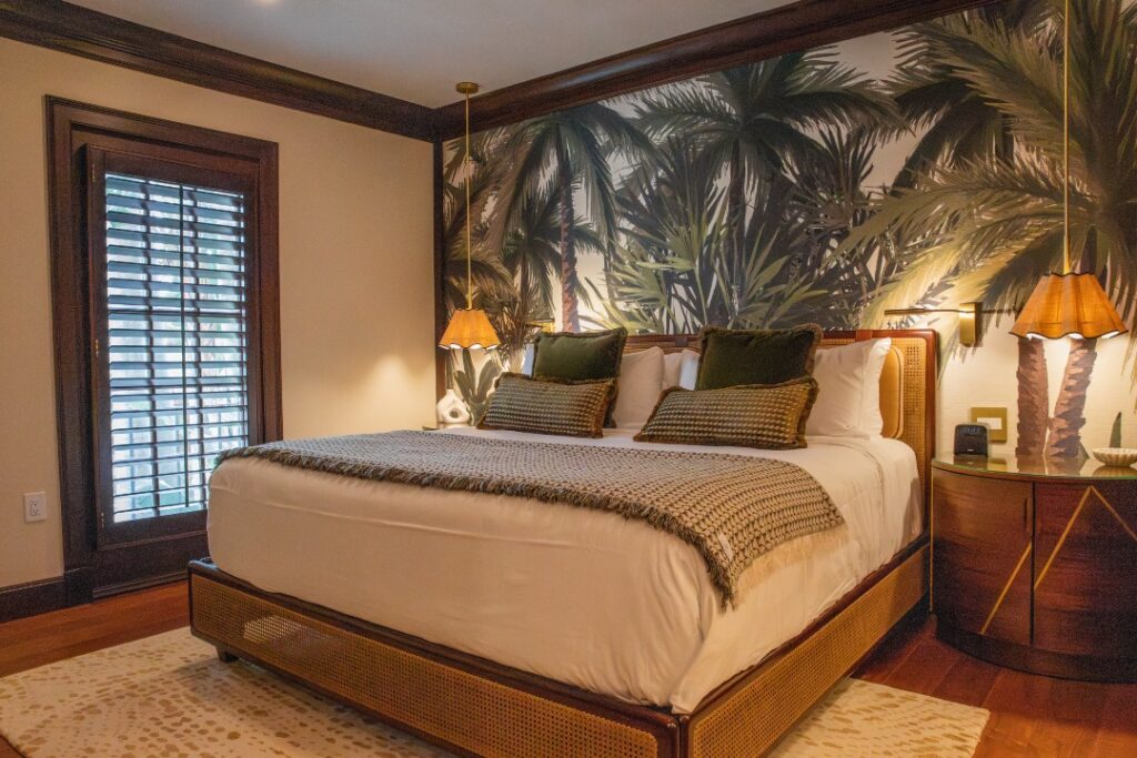 The Brazilian Court – Old Palm Beach Glamour with a Modern Pulse