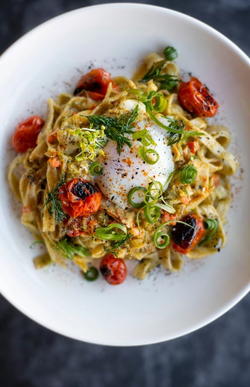 This Trendy Overnight Cannabis-Infused Dining & Retreat Experience in San Francisco Is Helmed by an Award-Winning Chef and Renowned Food & Travel Journalist | Chelsea-Davis-Cannescape-Founder-Travel-Journalist | Wine-Gummies