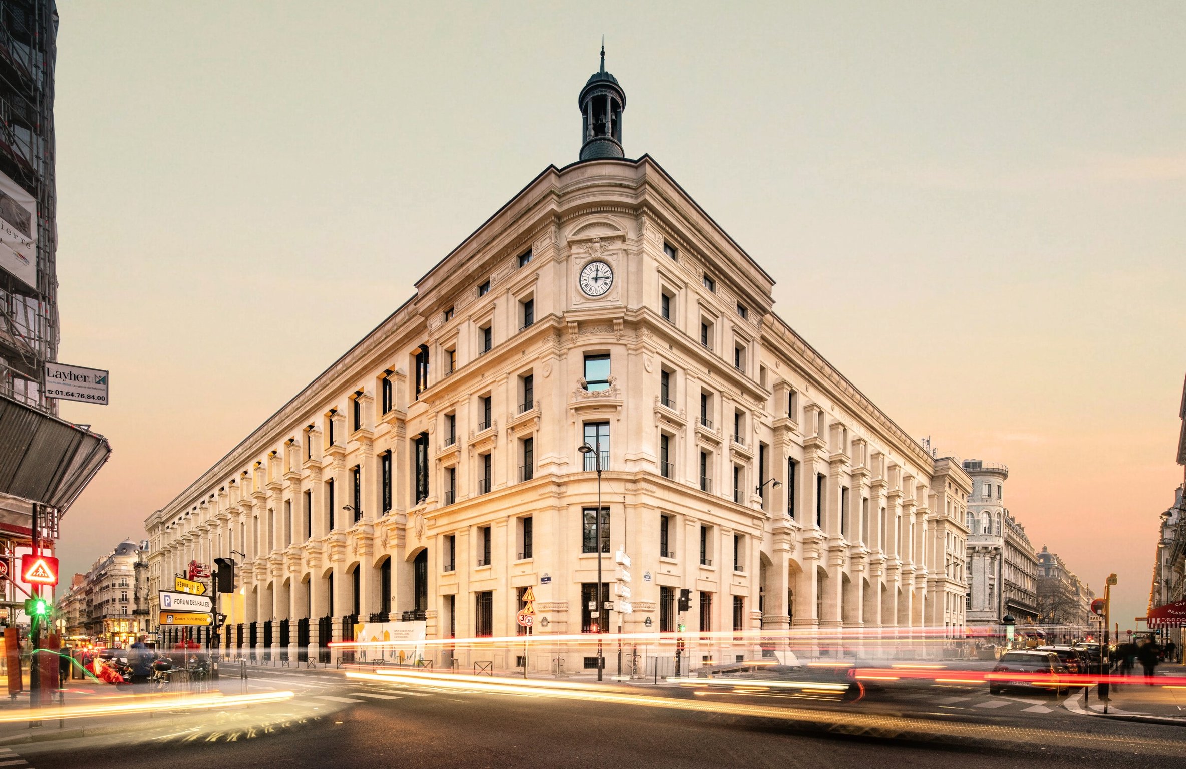 This Parisian Hotel Is Setting the Standard for Luxurious Boutique Hotel Stays | Hôtel Madame Rêve entrance | Hôtel Madame Rêve bedroom | Hôtel Madame Rêve rooftop lounge | Hôtel Madame Rêve suite patio | Hôtel Madame Rêve restaurant | Hôtel Madame Rêve outdoor bar | Hôtel Madame Rêve bar | Hôtel Madame Rêve bedroom suite