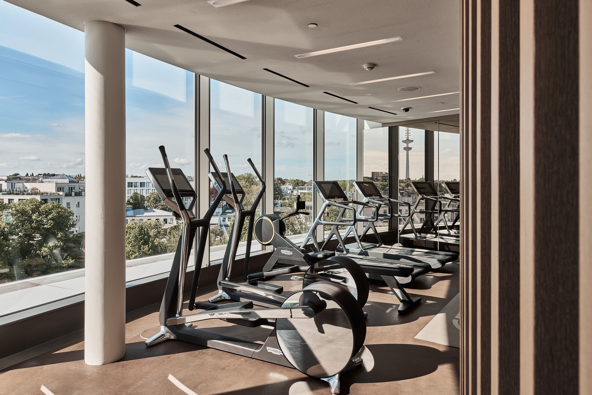 The Fontenay – A Stay at The Fontenay Offers Sculptural Serenity on Hamburg’s Lakeshore—And This Year, It’s the City’s Most Stylish Address