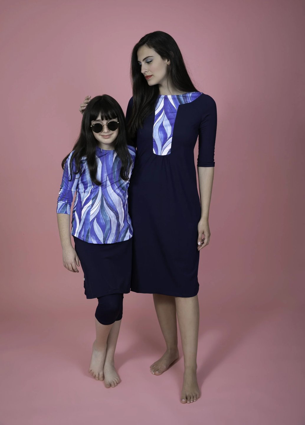 סט חולצה וחצאית לילדות כחול וגלי ים - Thumbnail 3