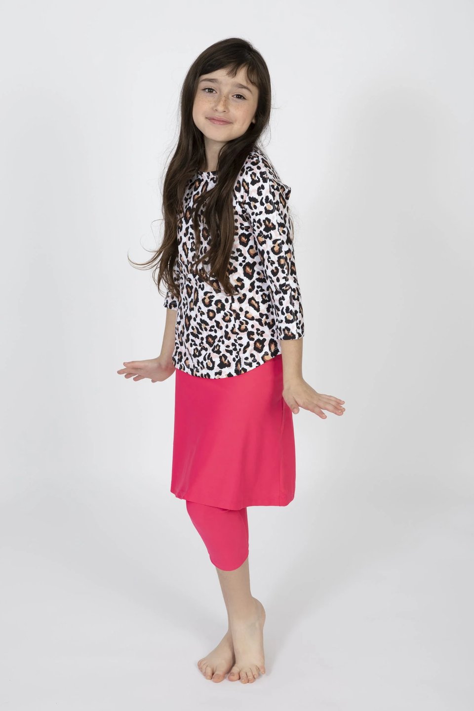 סט חולצה וחצאית לילדות ורוד ומנומר מיני מי alternate view