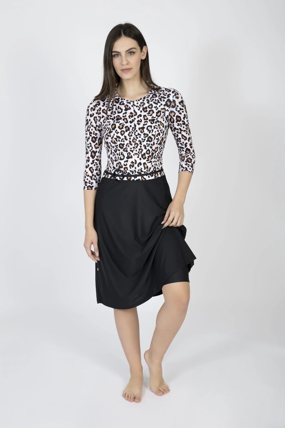 שמלת טורבן לשחייה שחור ומנומר alternate view