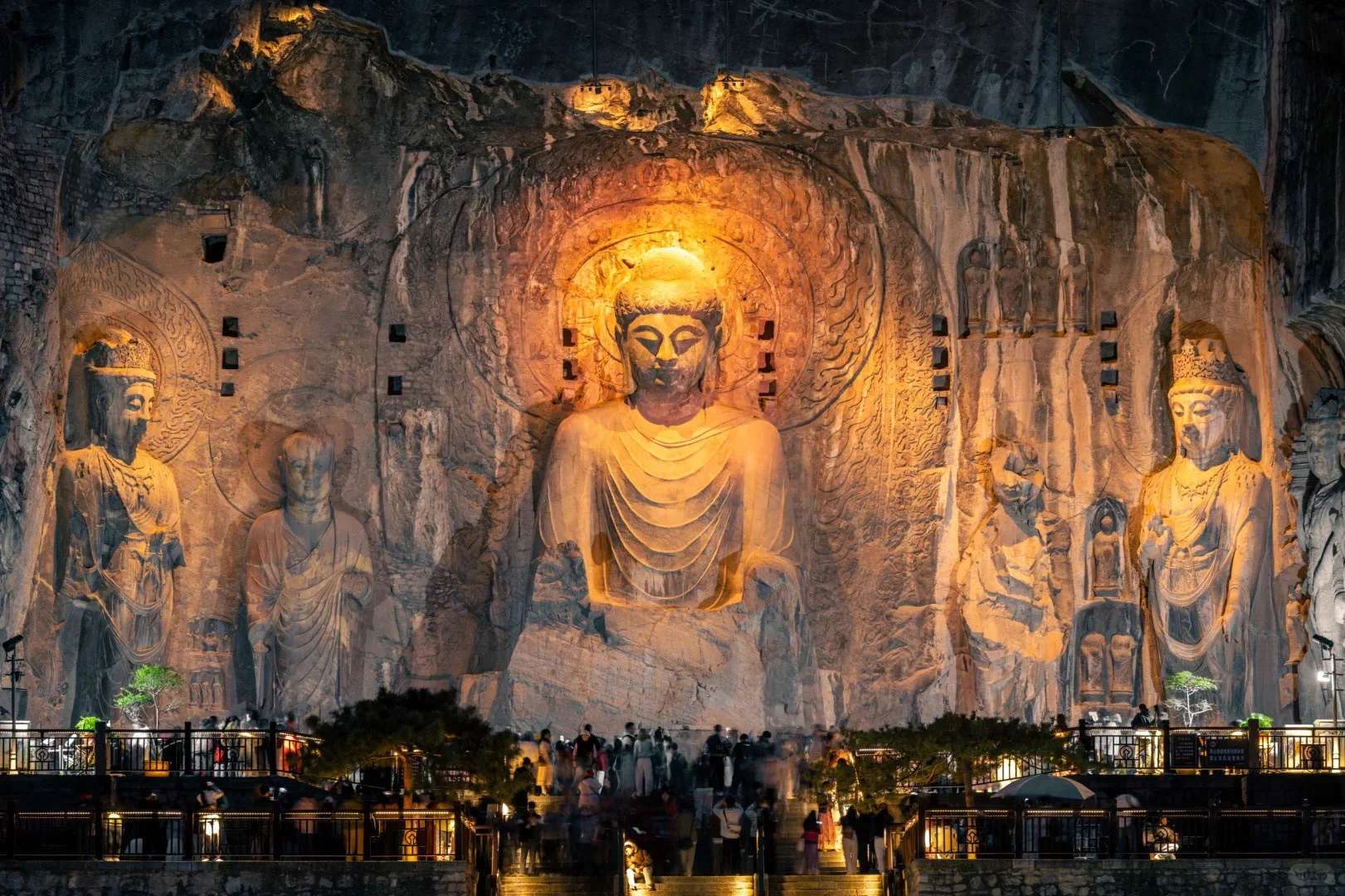 ถ้ำหินหลงเหมิน, Longmen Grottoes