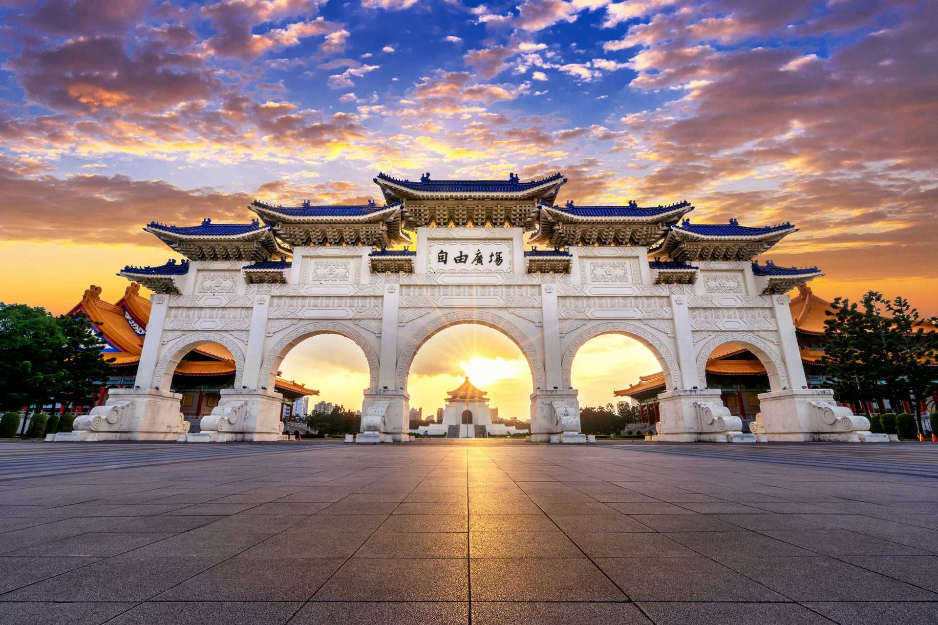 อนุสรณ์สถานเจียงไคเชก, Chiang-Kai-shek-Memorial-Hall