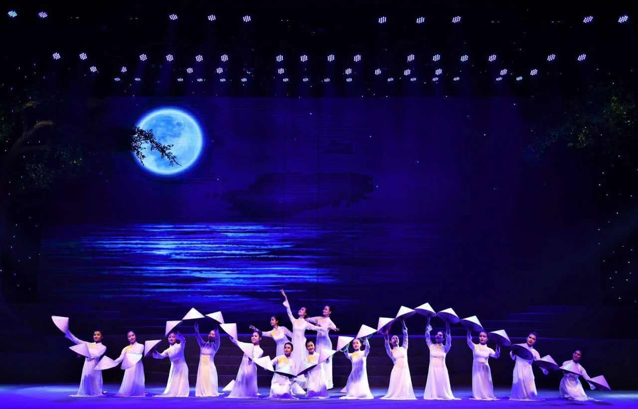 Charming Danang Show