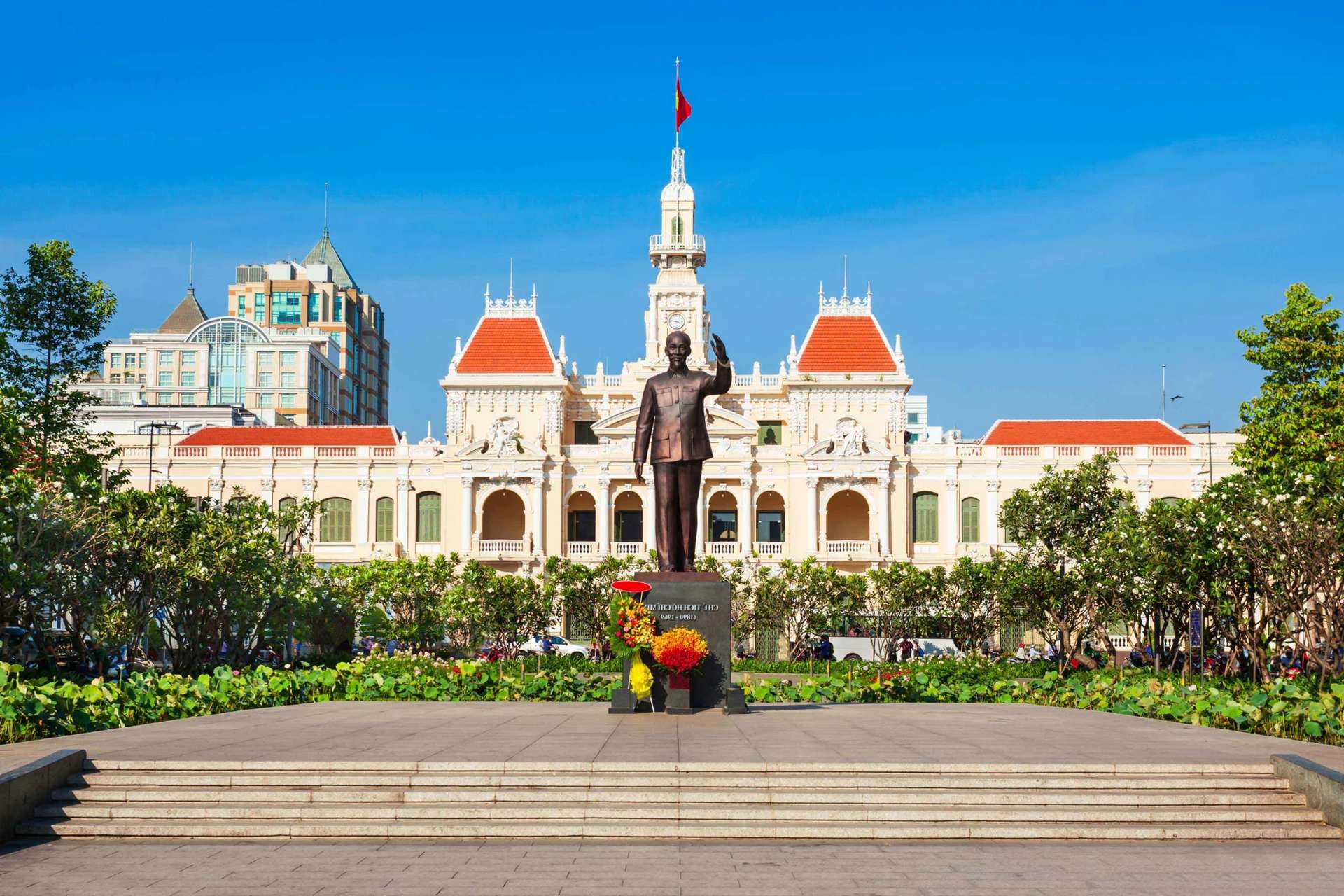 Ho Chi Minh City Hall โฮจิมินห์ เวียดนาม