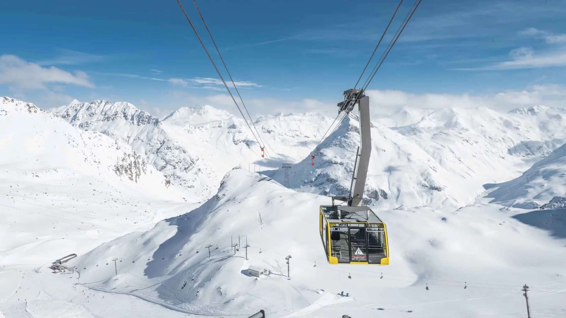 Diavolezza Cable Car เซนต์ มอริตซ์ สวิตเซอร์แลนด์