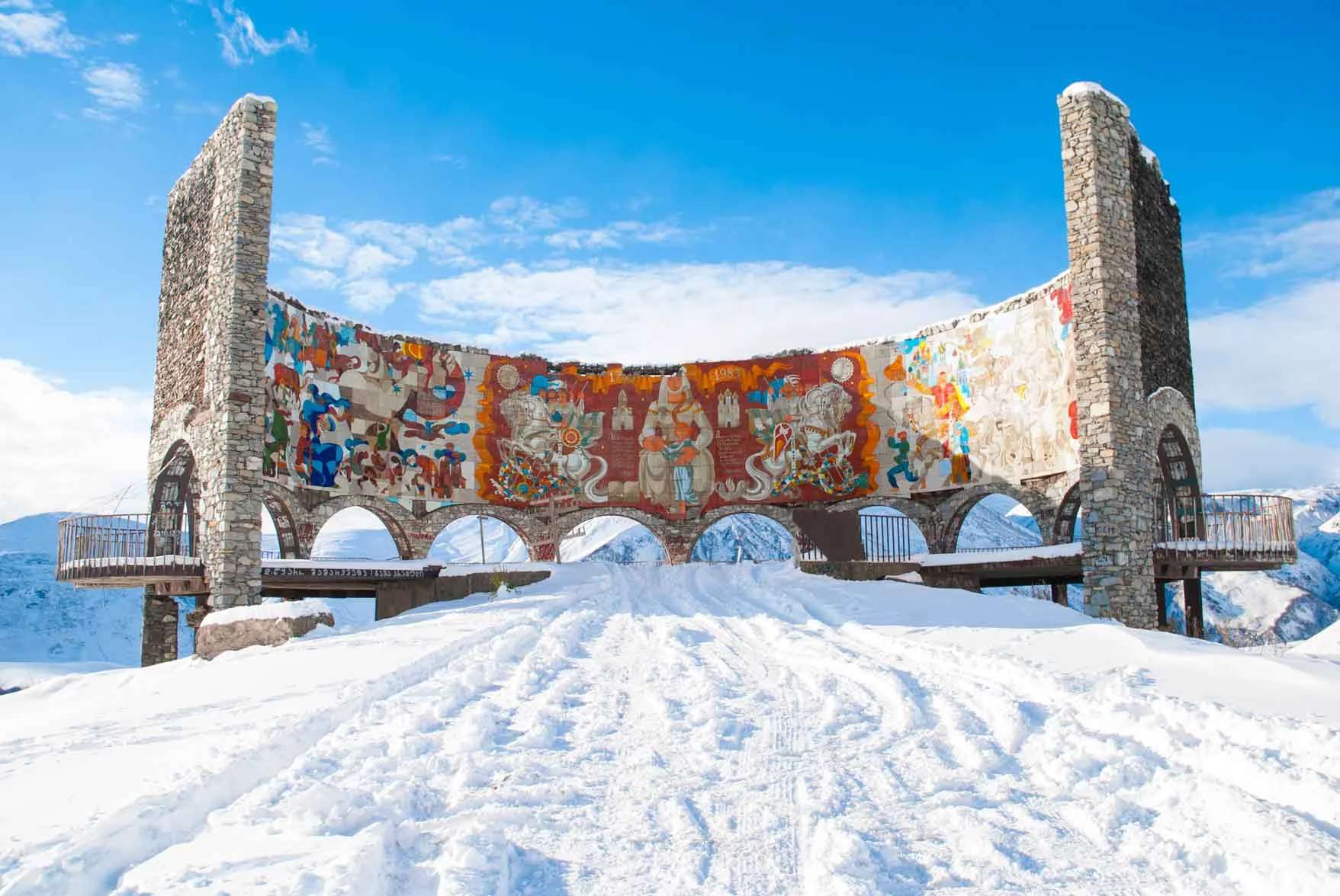 Russia-Georgia Friendship Monument กูดาอูรี จอร์เจีย