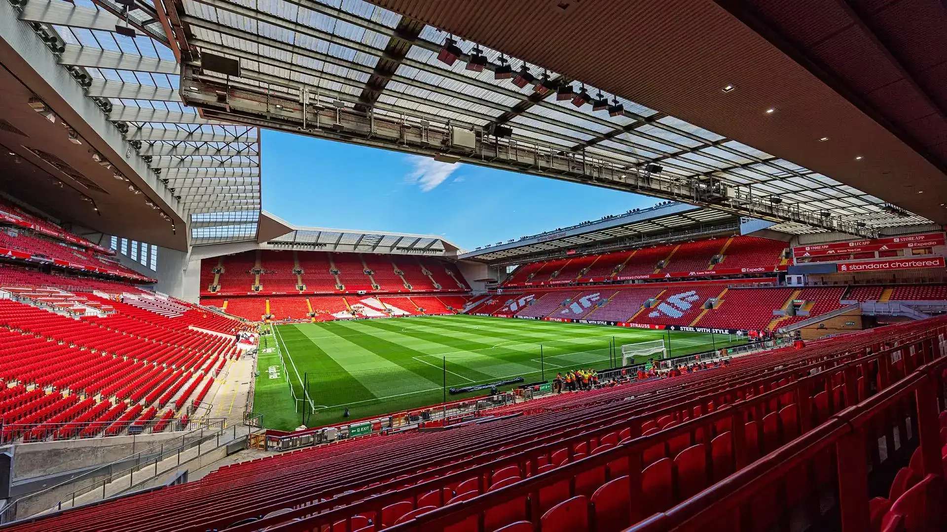 Anfield Stadium ลิเวอร์พูล สหราชอาณาจักร - อังกฤษ