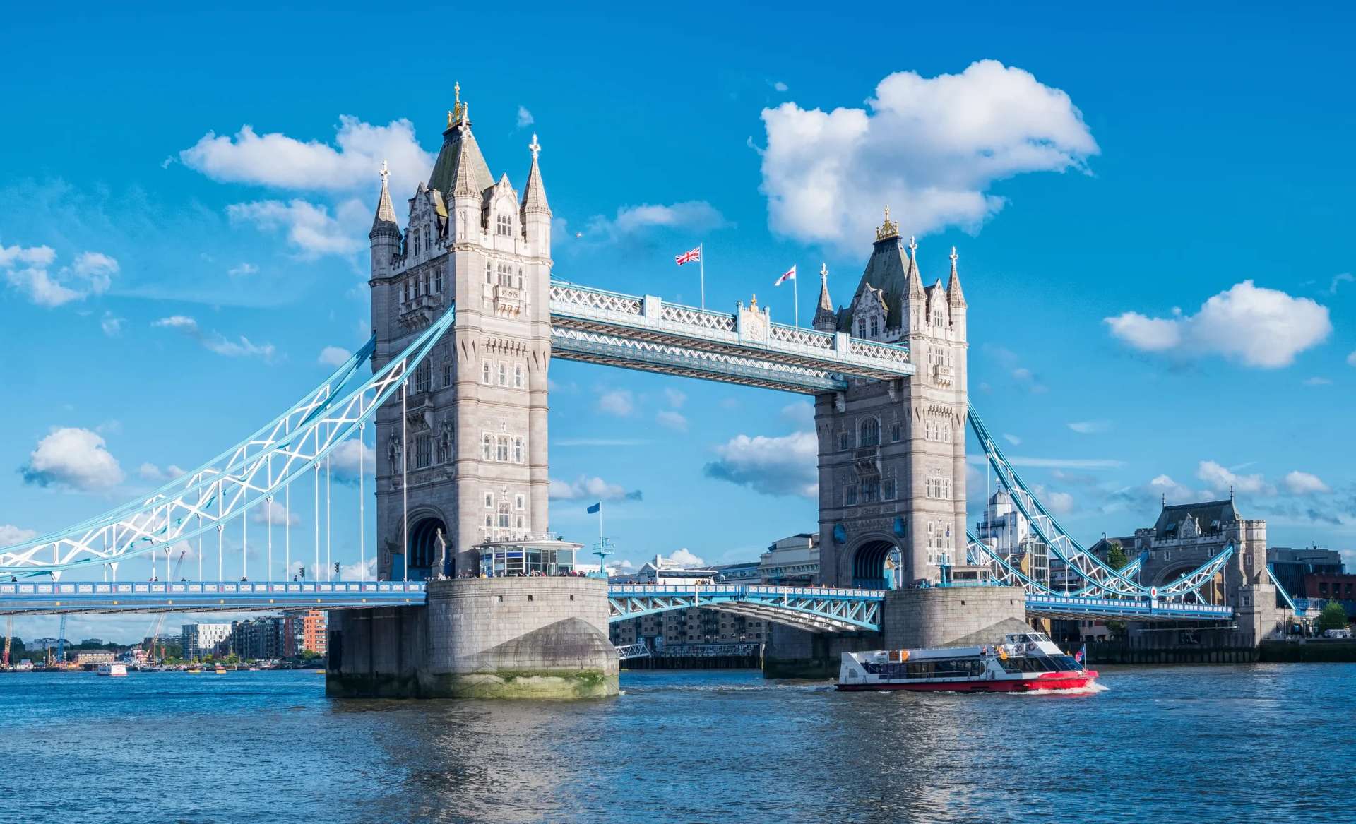 Tower Bridge ลอนดอน สหราชอาณาจักร - อังกฤษ