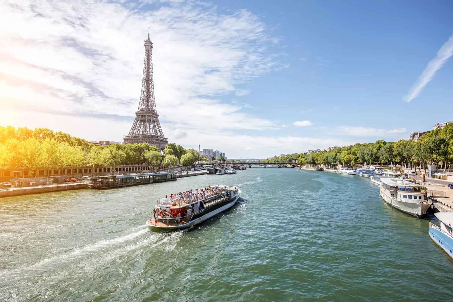 Seine Rive ปารีส ฝรั่งเศส