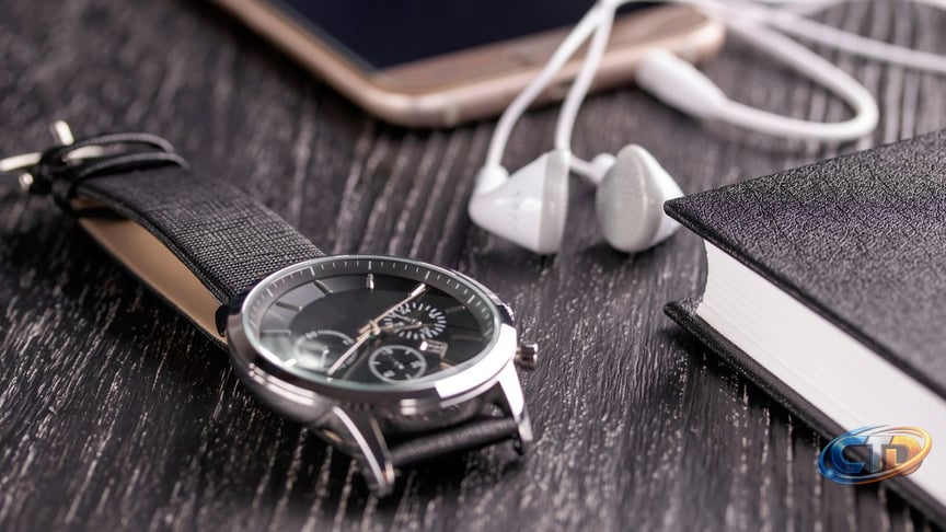 Why Smartwatches Are Losing Their Appeal: The Return to Analog