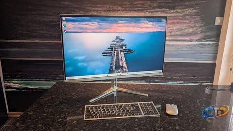 Medion Signium 27 S1 Review: Affordable All-in-One PC with Trade-Offs