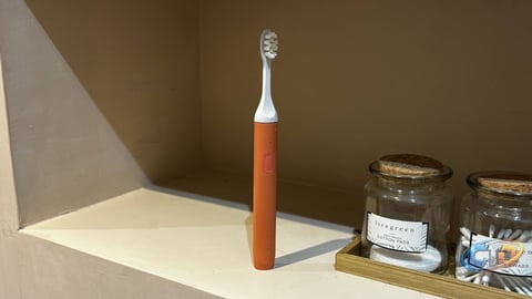 Suri Core 1.0 Review: Affordable, Simple, and Sustainable Sonic Toothbrush